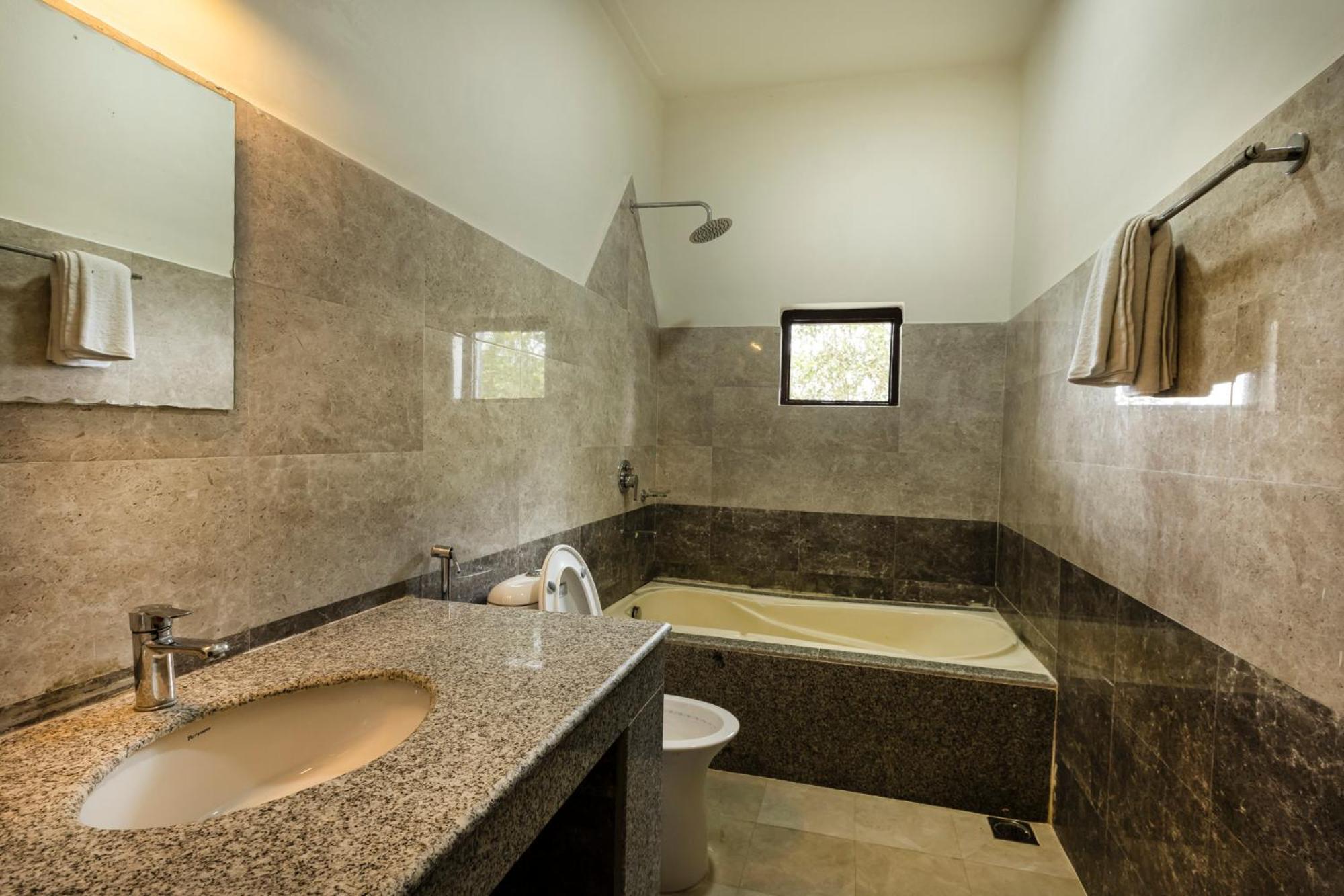 Hotel Parkside & Swimming Pool-Between Greenery And Azure ,Your Perfect Retreat Chitwan Exteriör bild